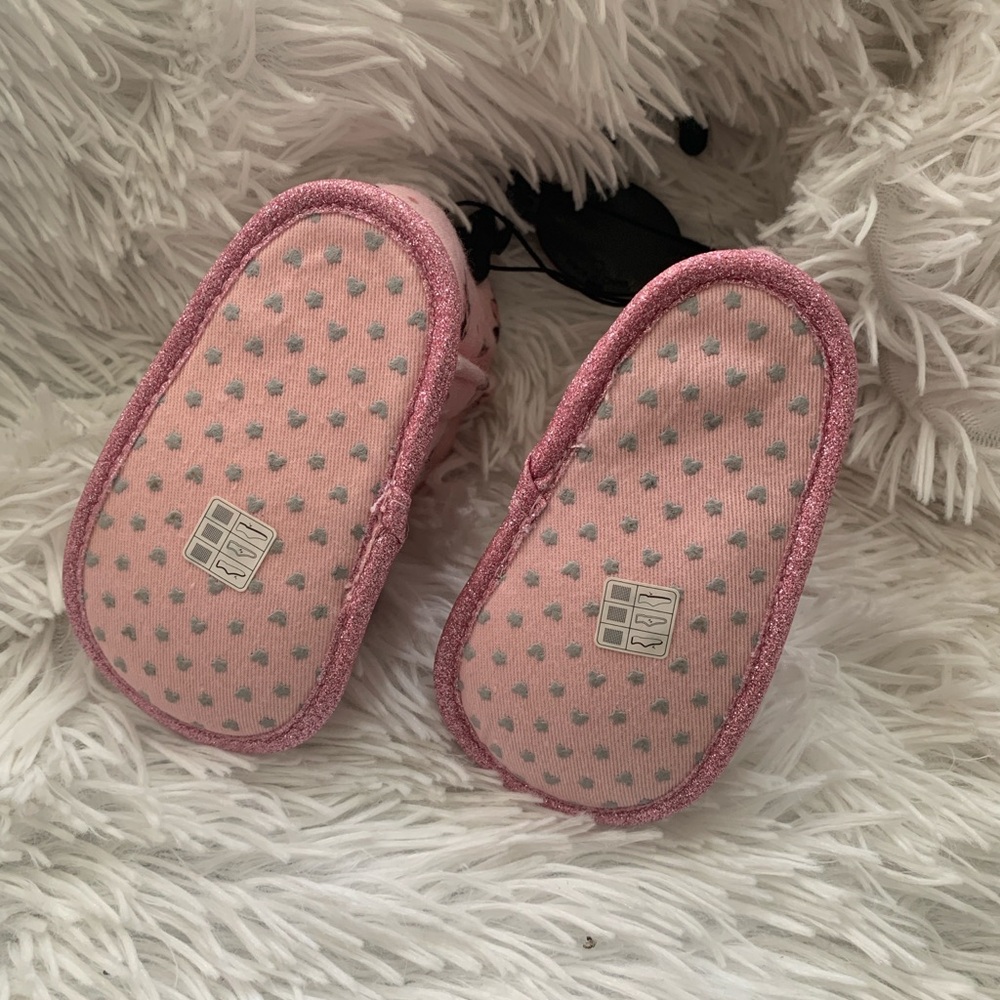 Disney Pink Minnie Mouse Baby/Toddler Shoes - Picture 5 of 5